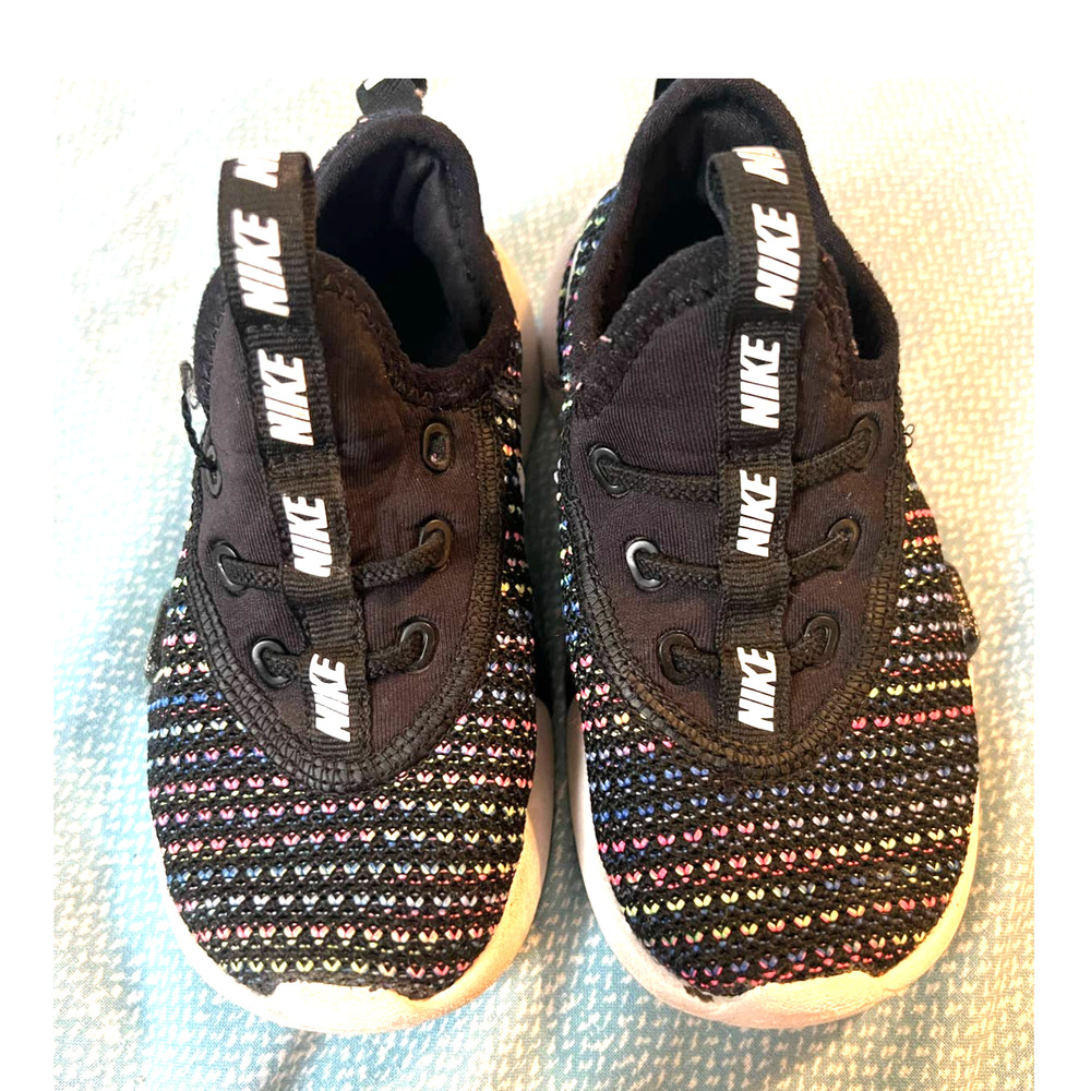Nike Viale SE Multicolor Black Racer Girl's Size 9C